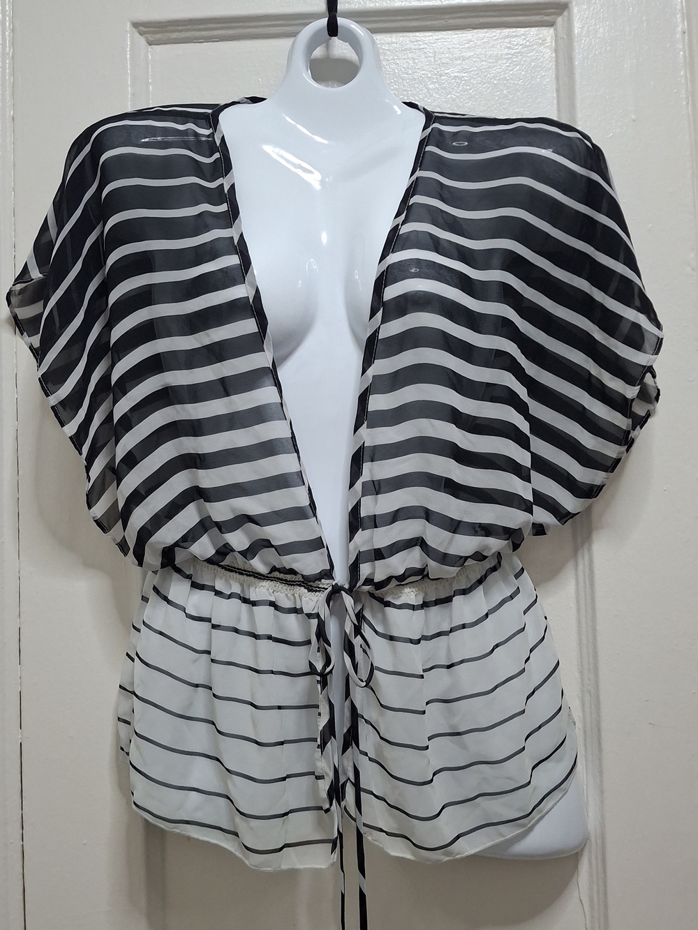 LipSlide Black White Striped Sheer Kimono Cover Up Tie Front Top Women’s OS